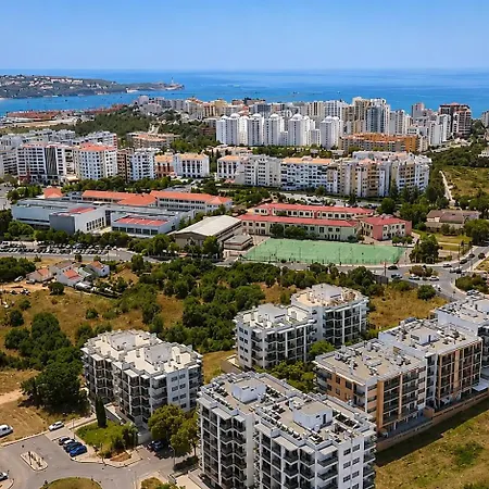 Spacious 2-suite Flat With Balconies In *